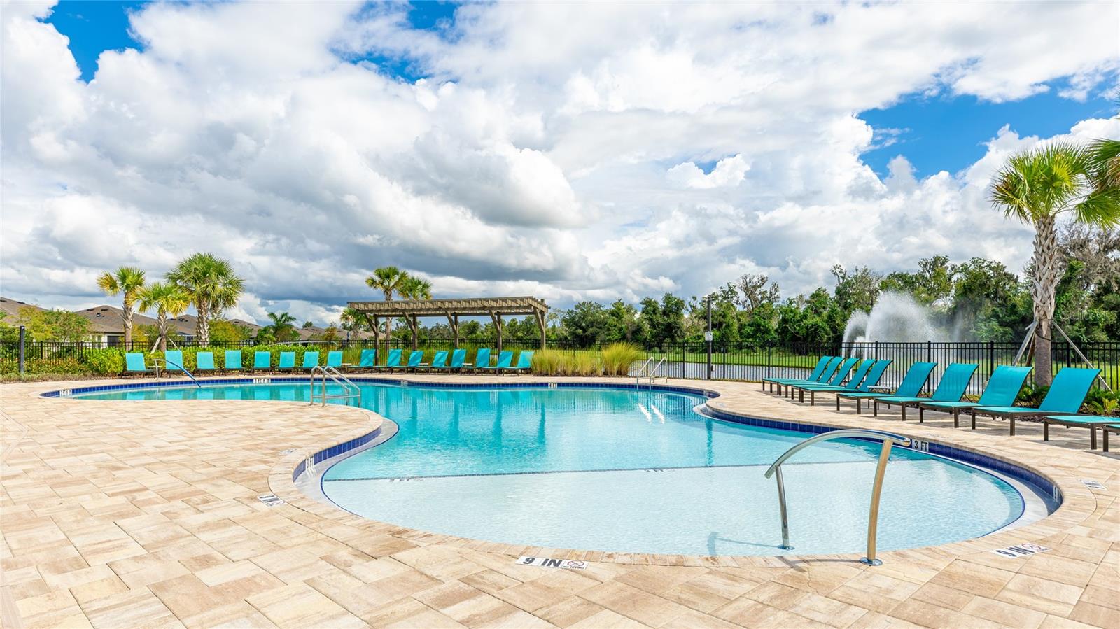 12816 Oak Hill Way Property Photo 39