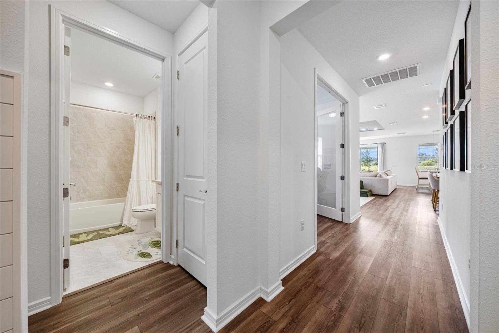 11237 Rolling Fork Trl Property Photo 12