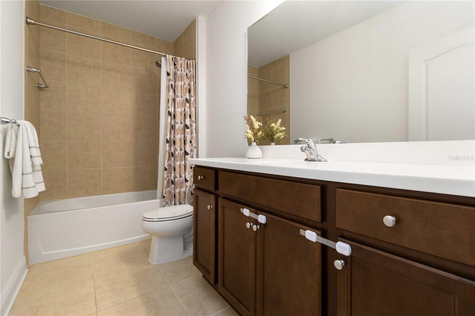 10109 Canaveral Cir Property Photo 25