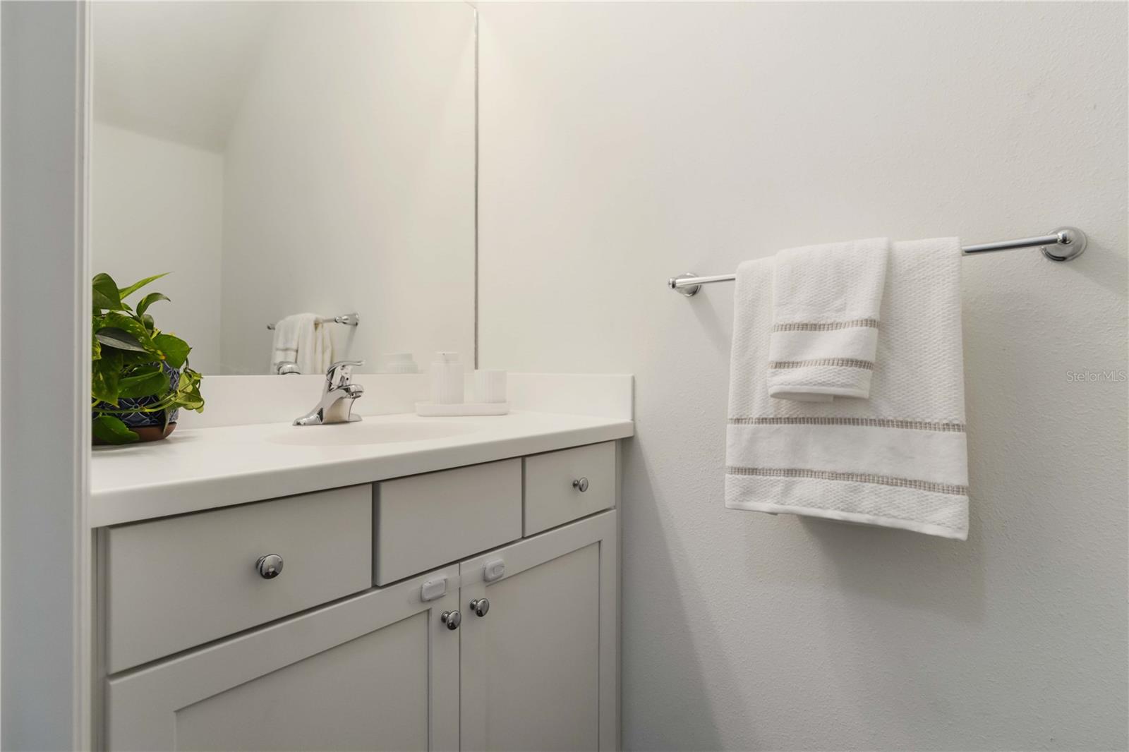 10109 Canaveral Cir Property Photo 28