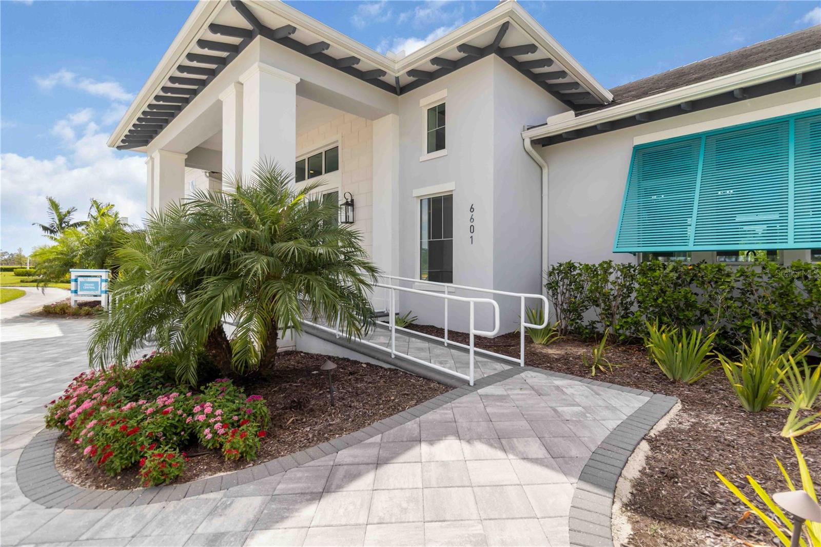 10109 Canaveral Cir Property Photo 44