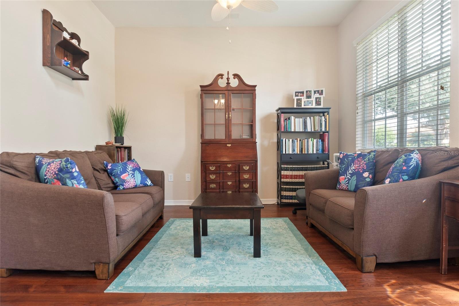 8746 Stone Harbour Loop Property Photo 9