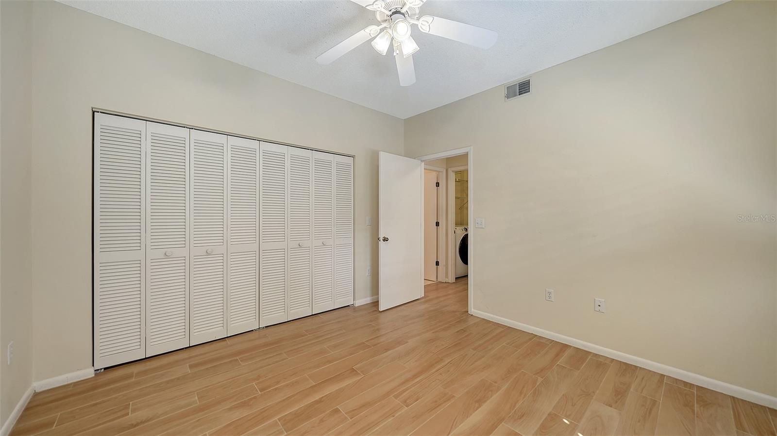 1603 Starling Dr #101 Property Photo 25