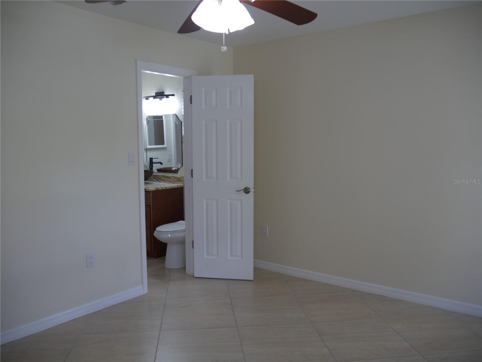 3026 Vinson Ave Property Photo 13