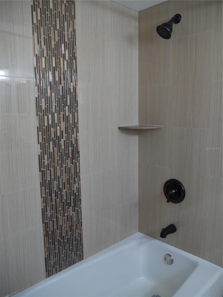 3026 Vinson Ave Property Photo 15