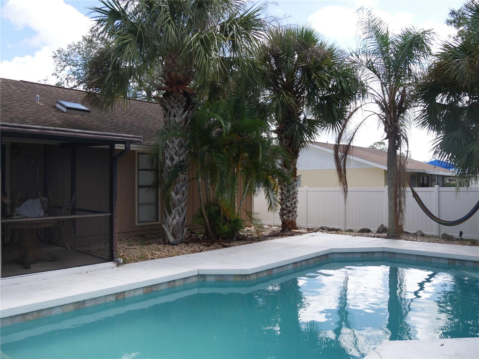 3026 Vinson Ave Property Photo 19