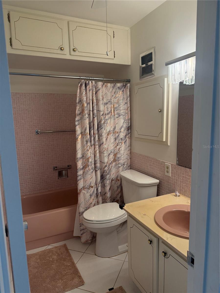 775 John Ringling Blvd ## 33 Property Photo 28