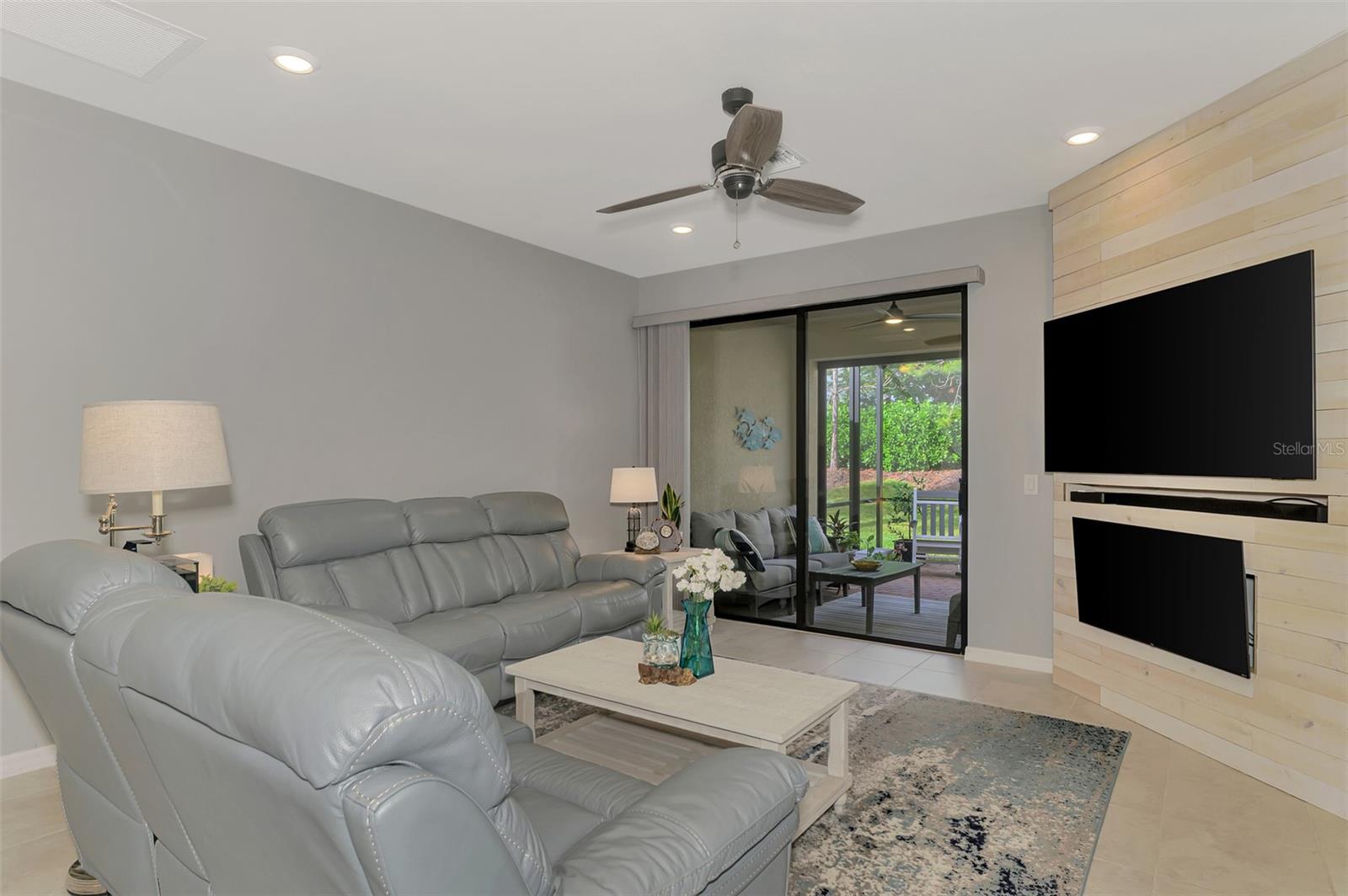 18819 Lanuvio St Property Photo 15