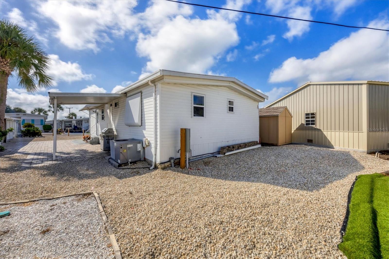 2209 Iowa Ave Property Photo 31