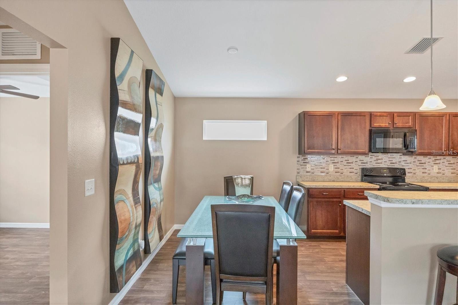 4032 11th St E Property Photo 12