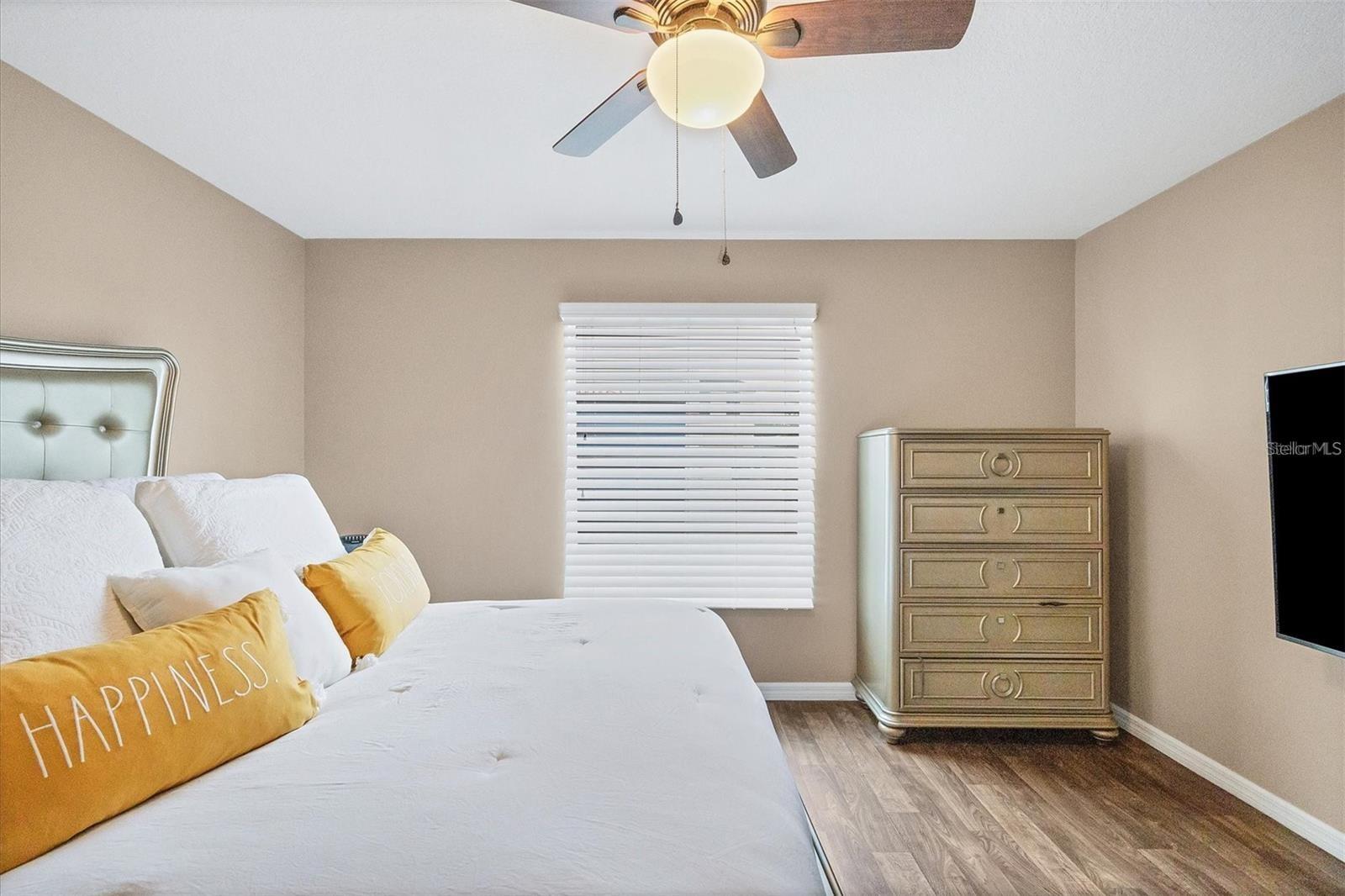 4032 11th St E Property Photo 18