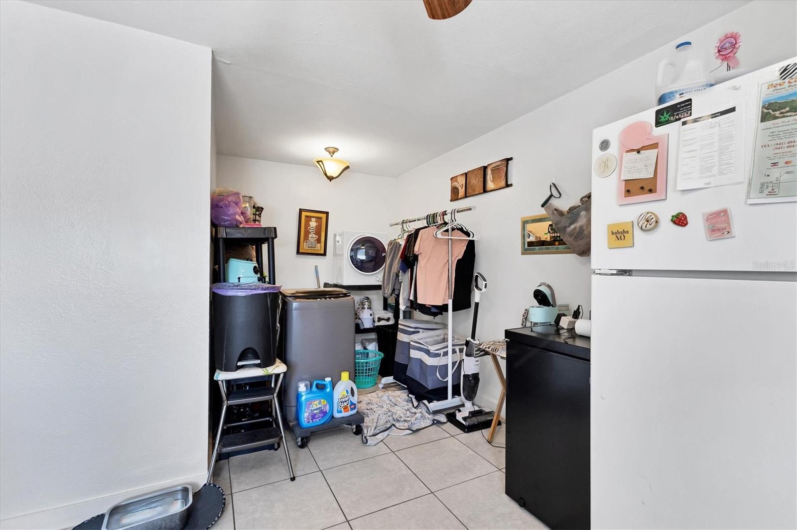234/236 Colonia Ln E Property Photo 15