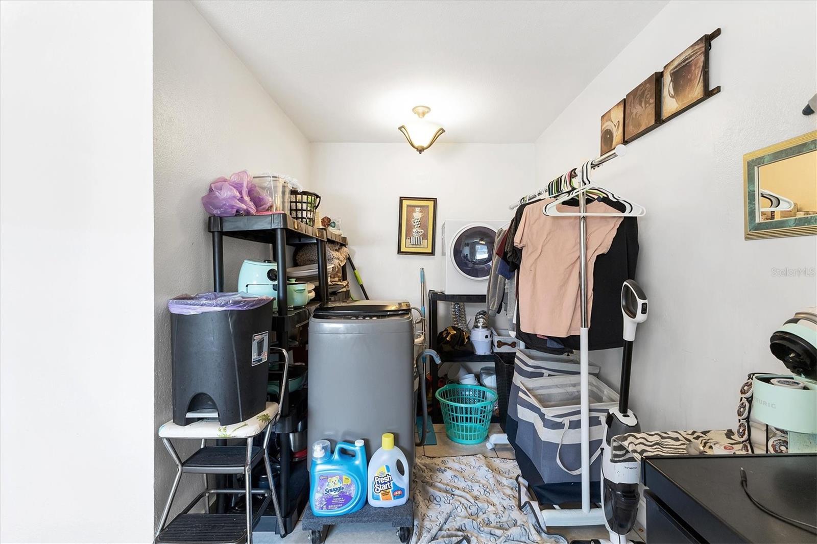 234/236 Colonia Ln E Property Photo 16