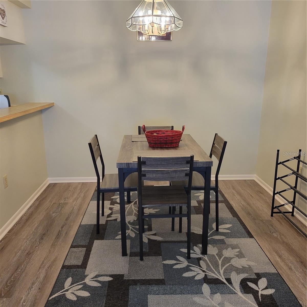 3275 Beneva Rd #104 Property Photo 6
