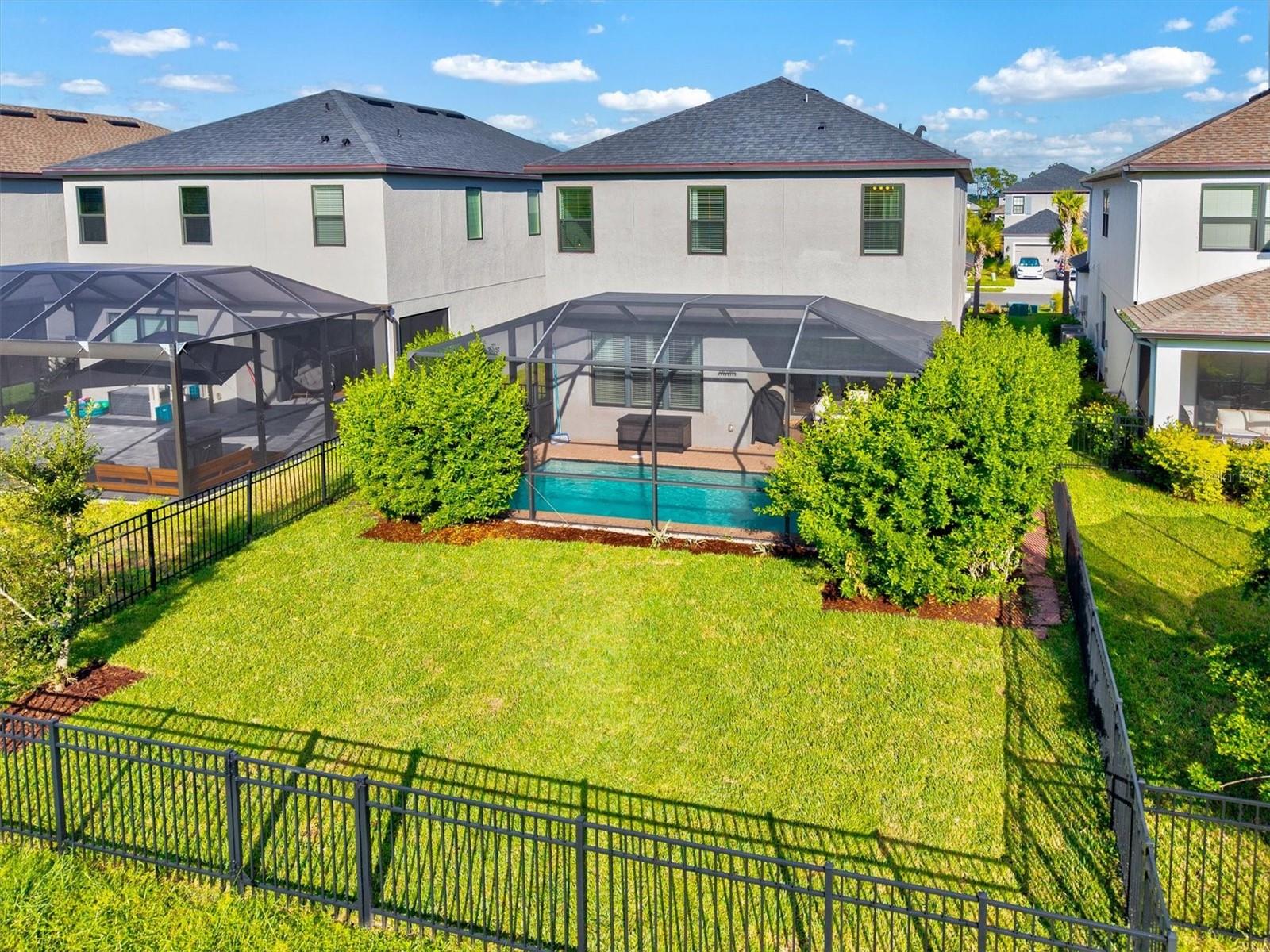 5458 Summit Gln Property Photo 5