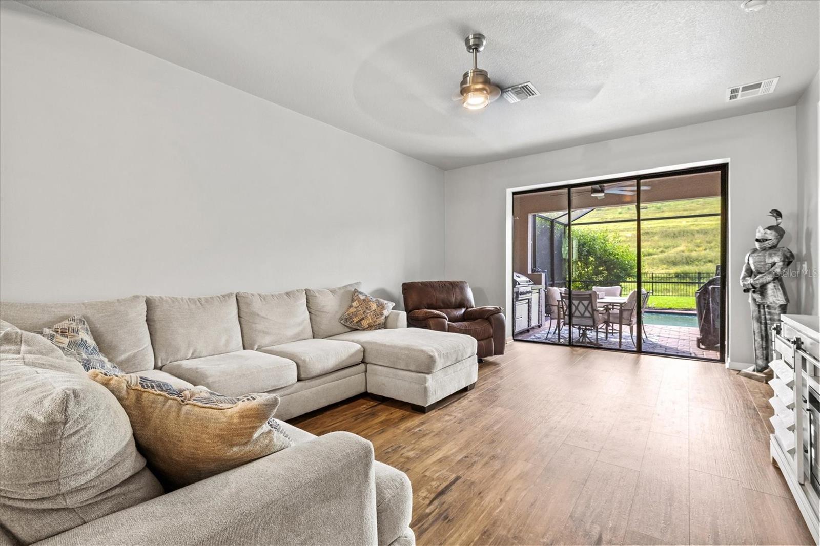 5458 Summit Gln Property Photo 21