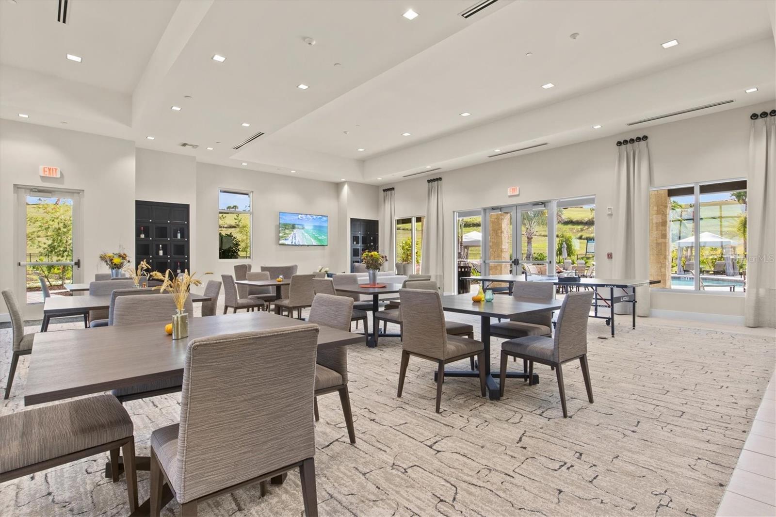 5458 Summit Gln Property Photo 79