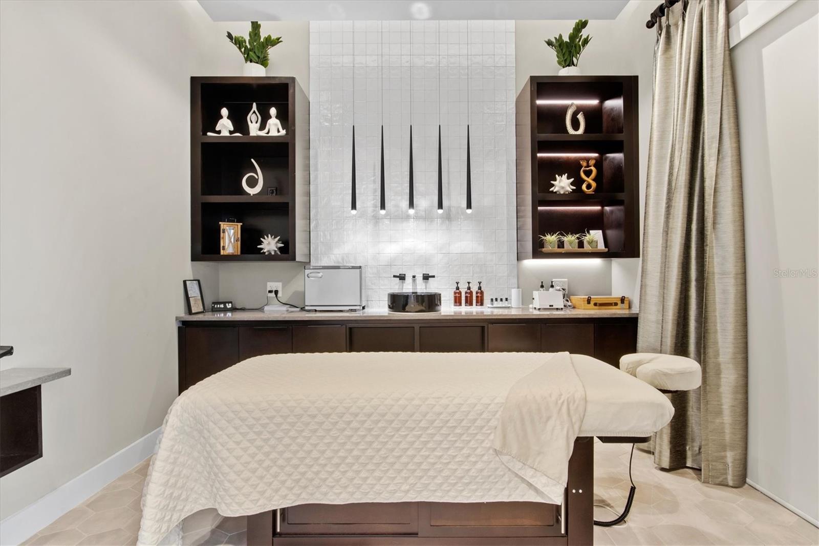 5458 Summit Gln Property Photo 80