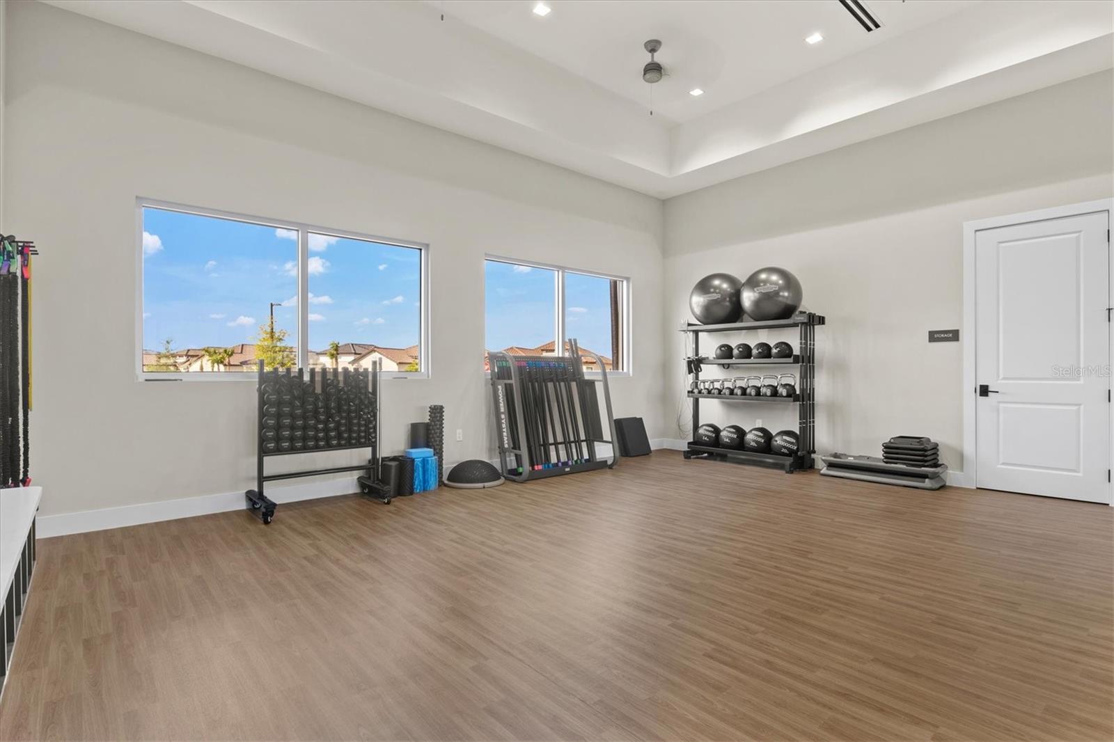 5458 Summit Gln Property Photo 82