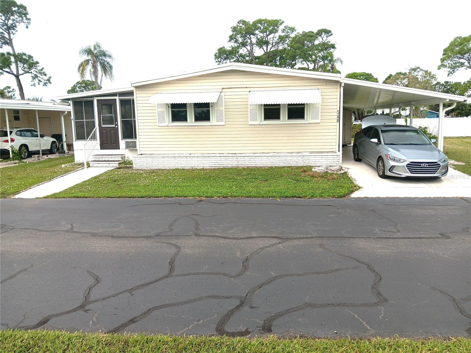 348 Tropic Dr Property Photo 3