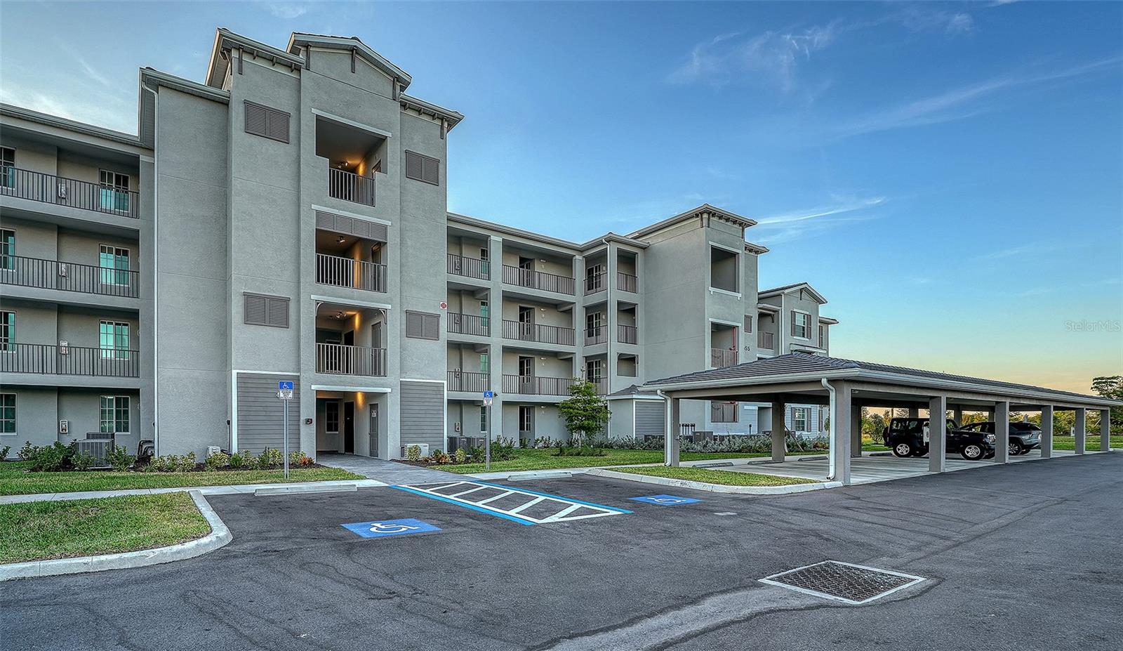 17655 Opal Sand Dr #302 Property Photo 2
