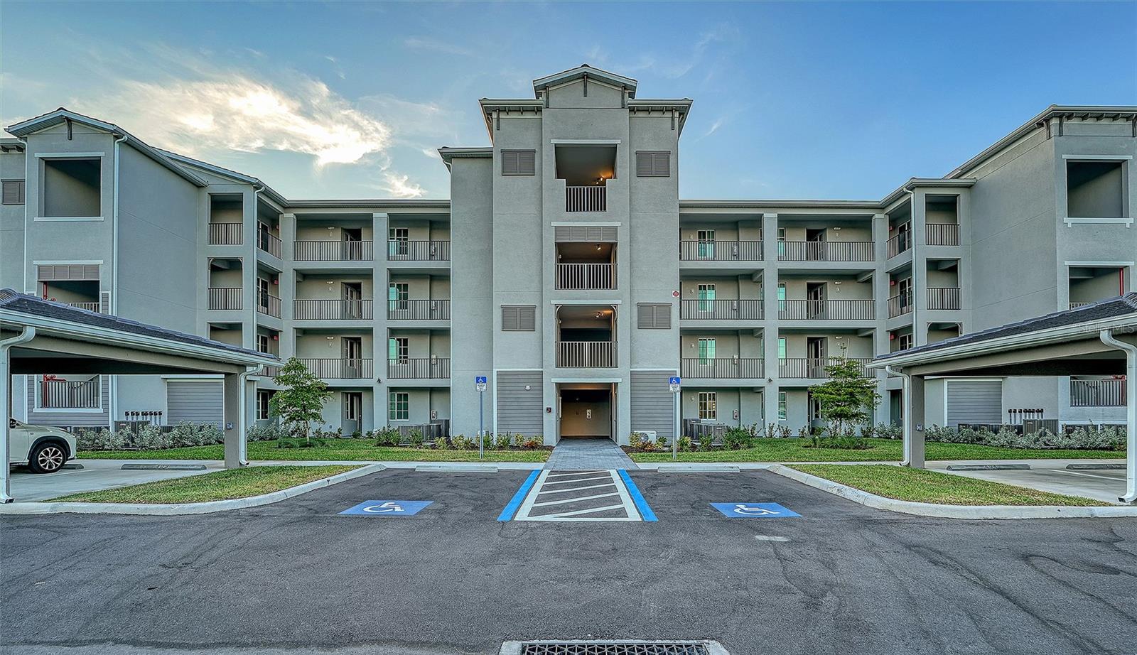 17655 Opal Sand Dr #302 Property Photo 3