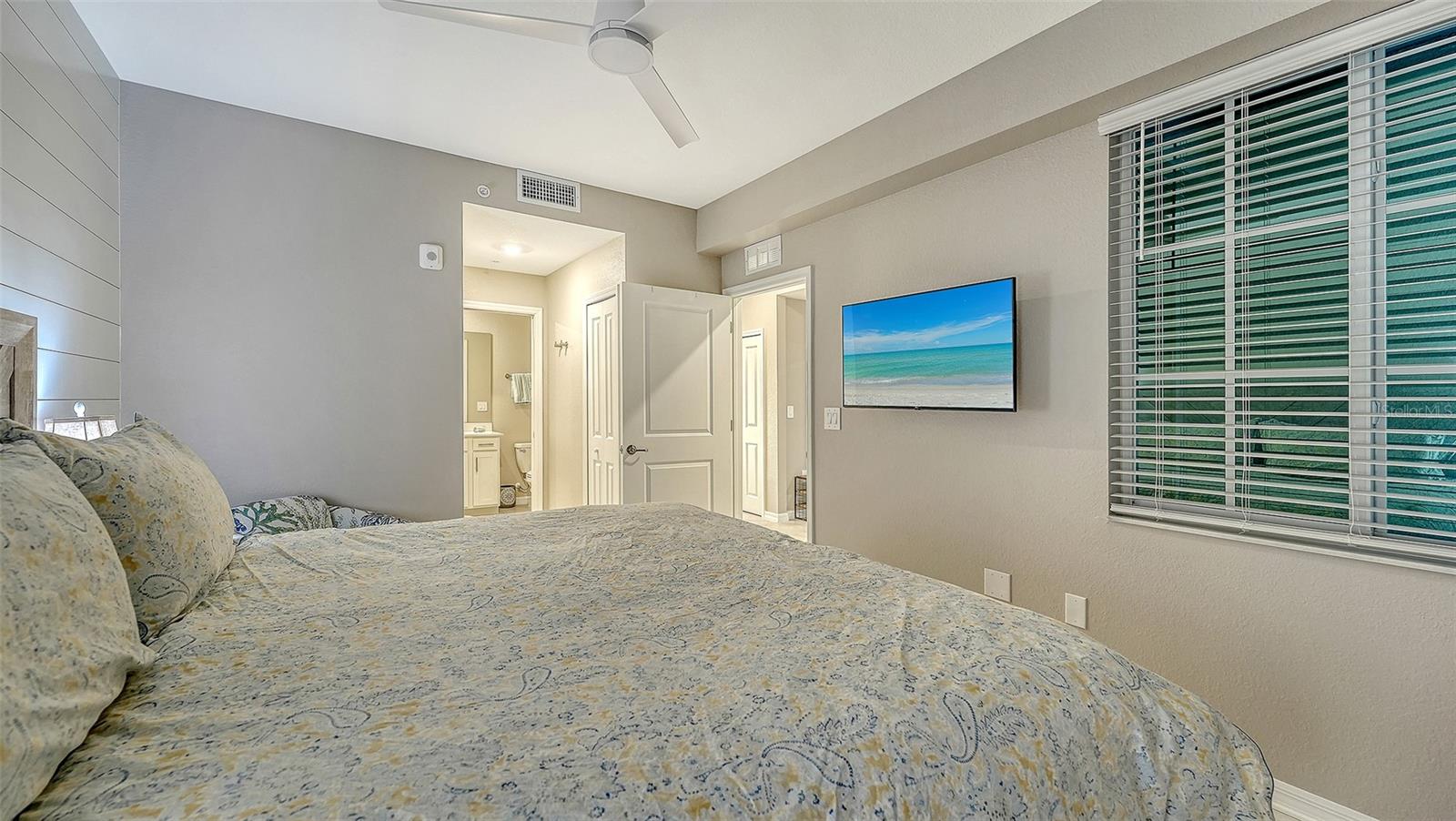 17655 Opal Sand Dr #302 Property Photo 27