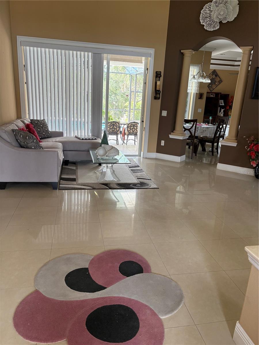 12072 Margarita Ave Property Photo 4