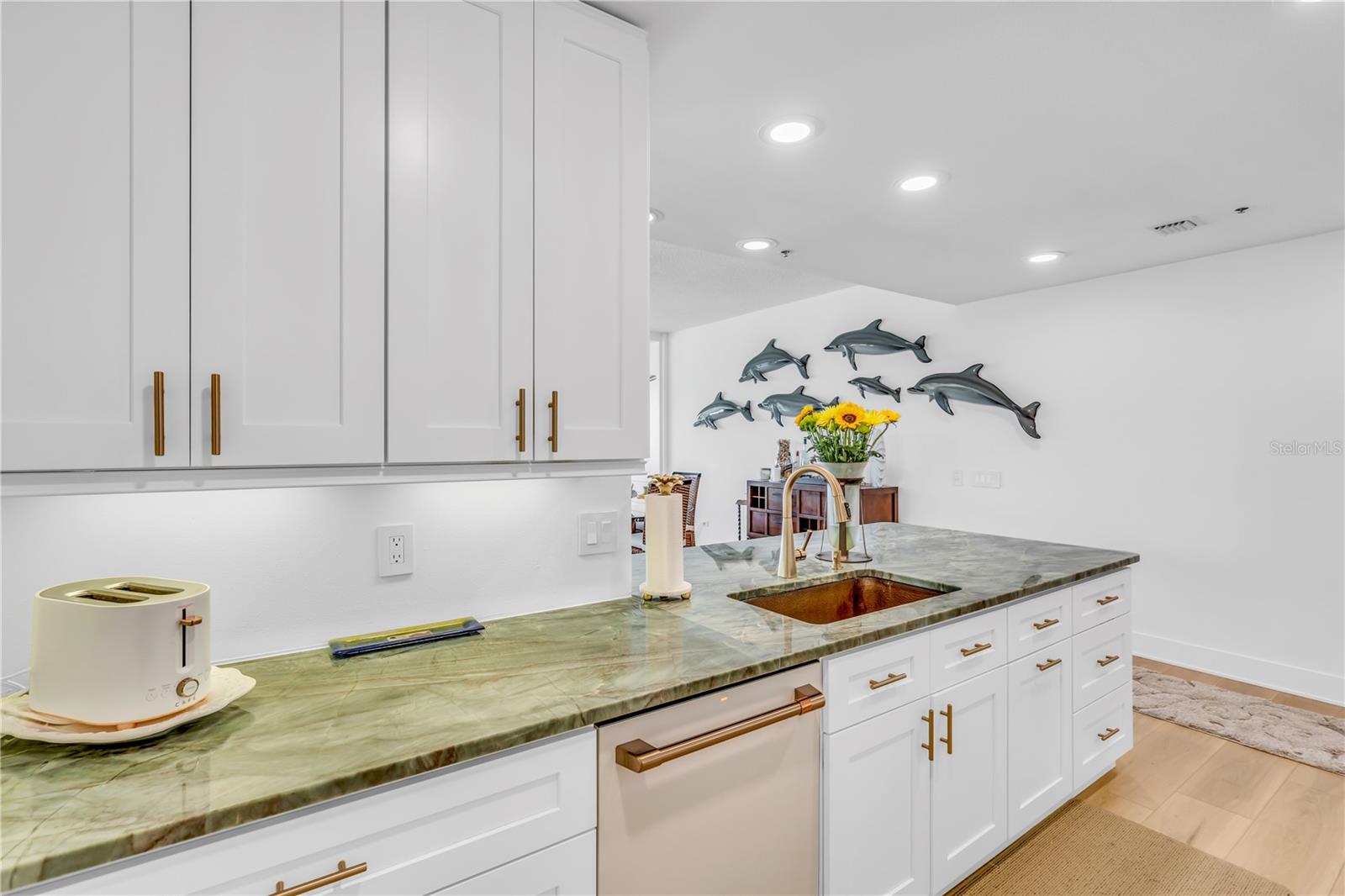 615 Dream Island Pl #201 Property Photo 6