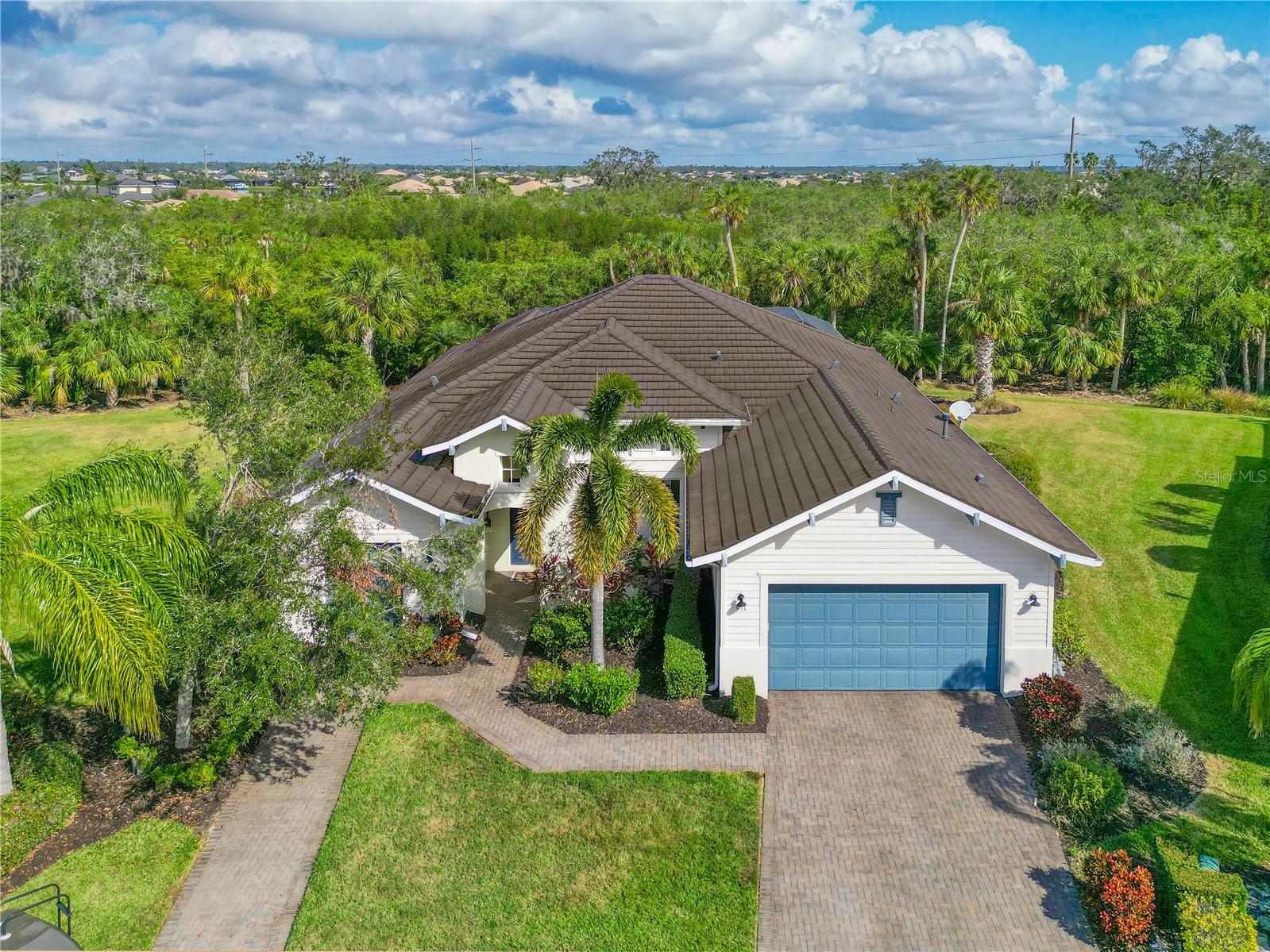 931 Mangrove Edge Ct Property Photo 1