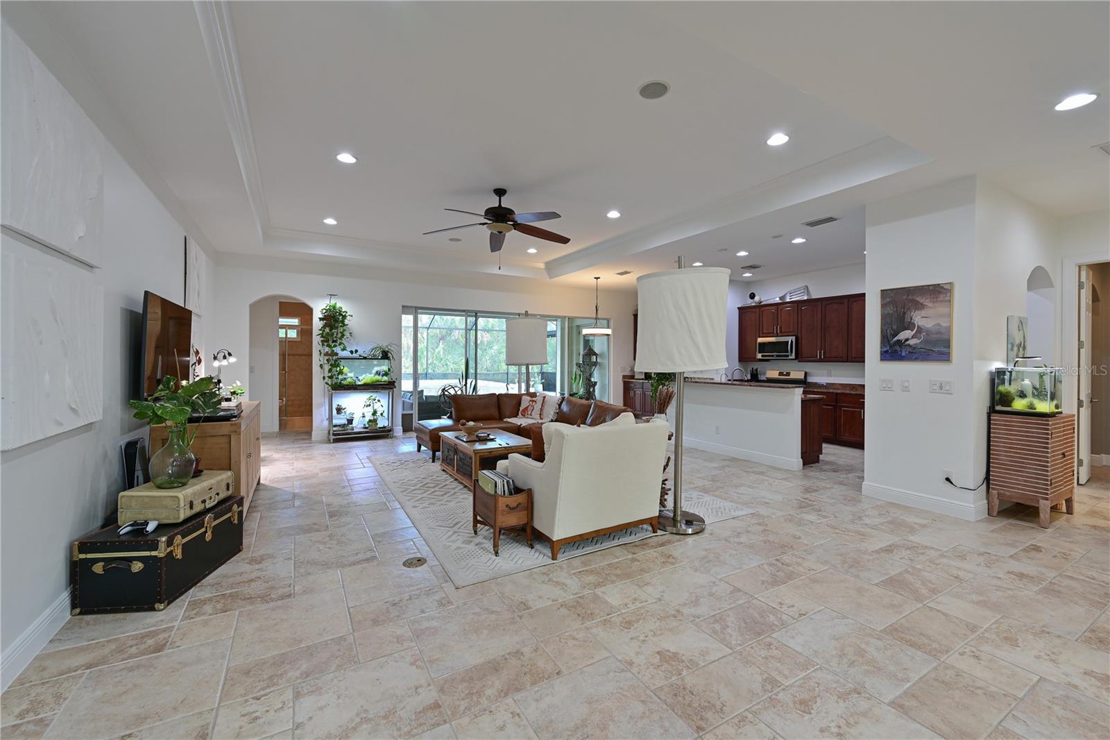 931 Mangrove Edge Ct Property Photo 5