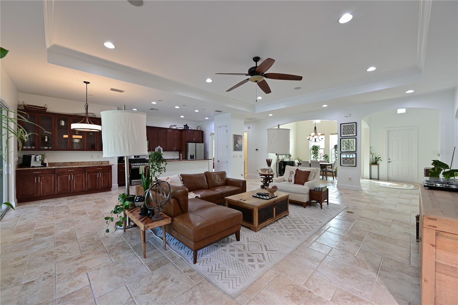 931 Mangrove Edge Ct Property Photo 8