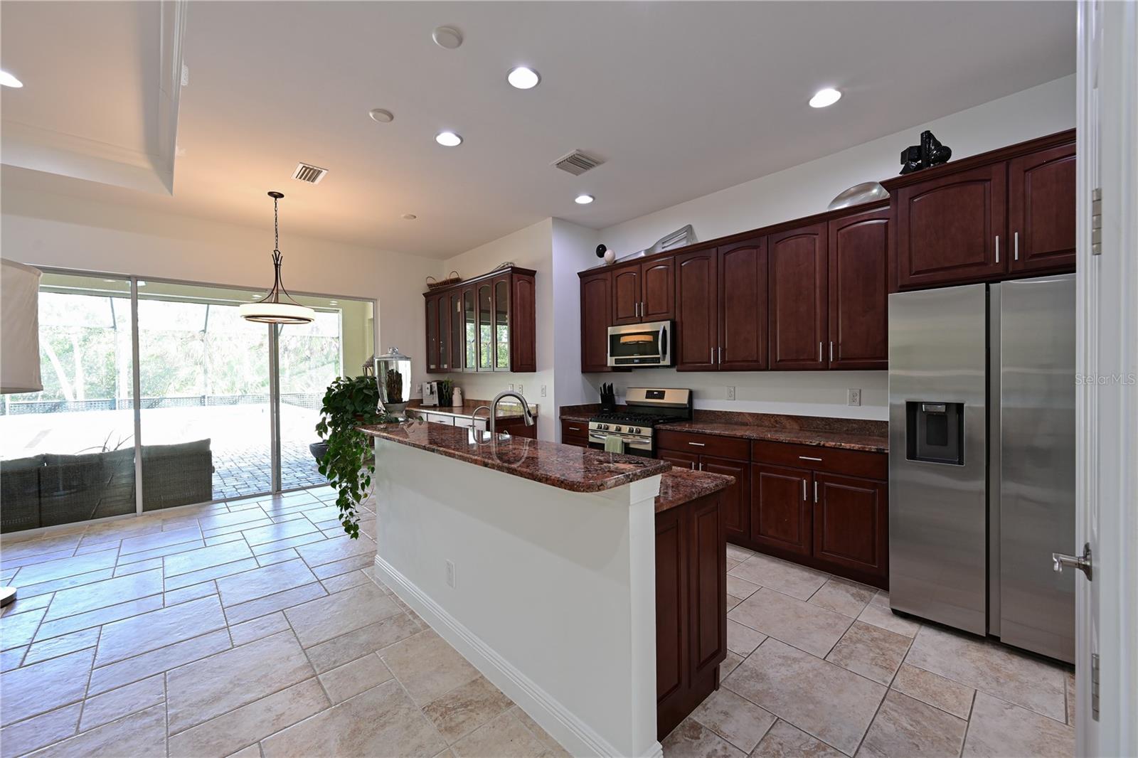 931 Mangrove Edge Ct Property Photo 10