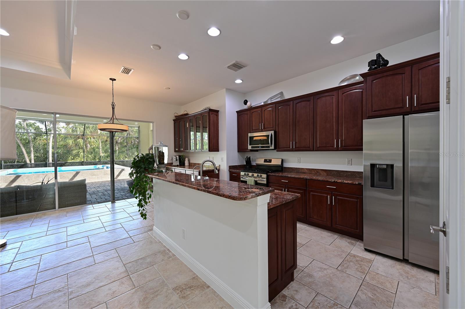 931 Mangrove Edge Ct Property Photo 11