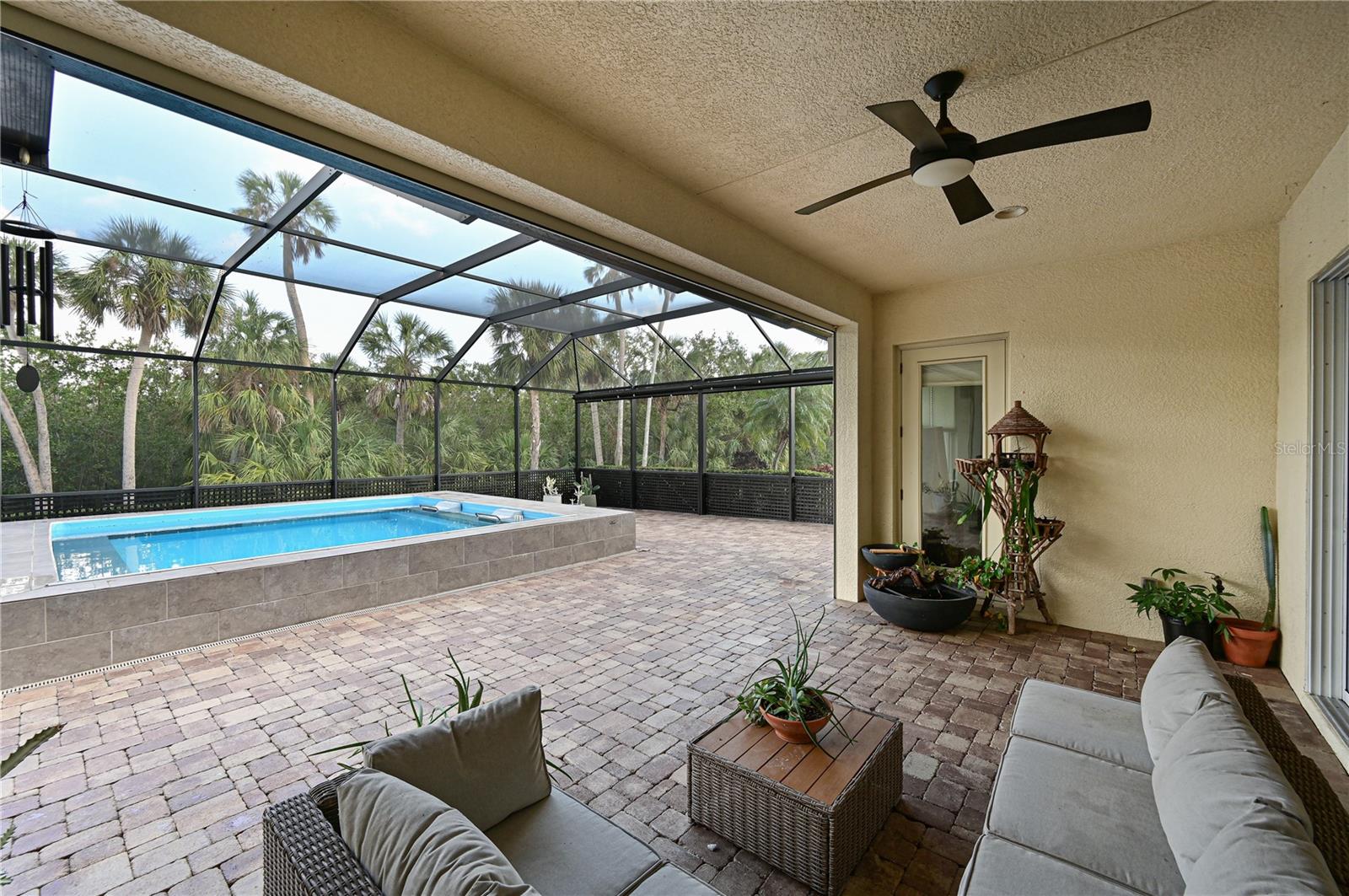 931 Mangrove Edge Ct Property Photo 29