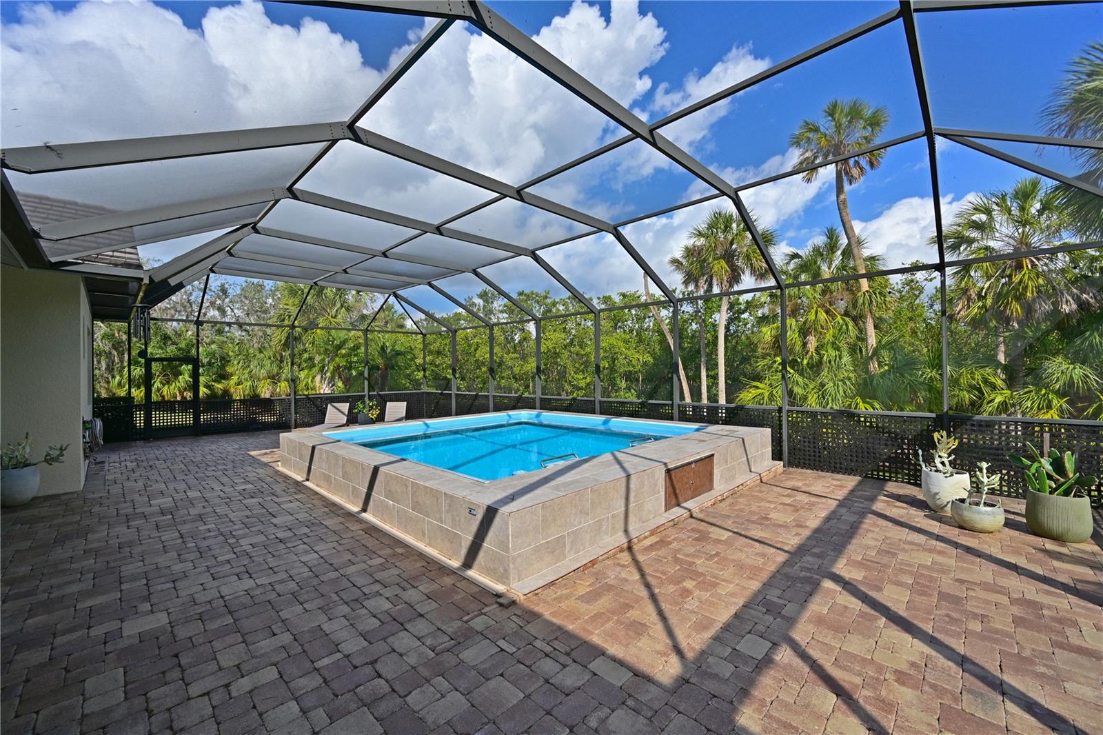 931 Mangrove Edge Ct Property Photo 32