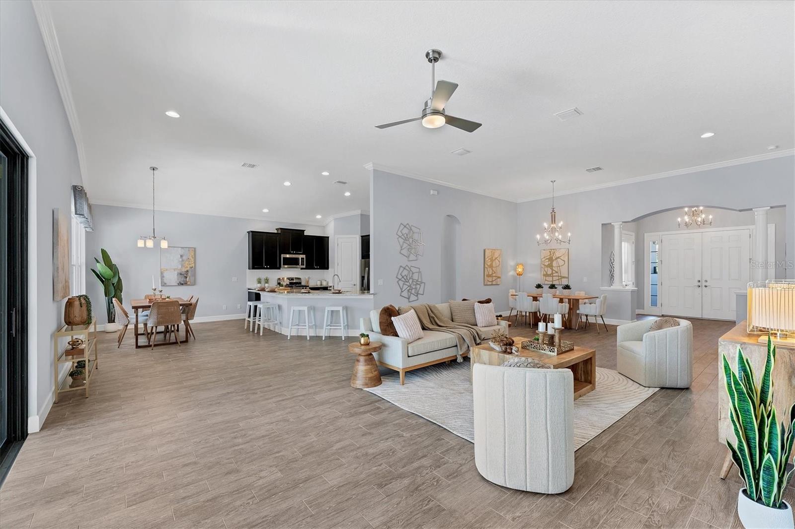 13046 Sorrento Way Property Photo 9