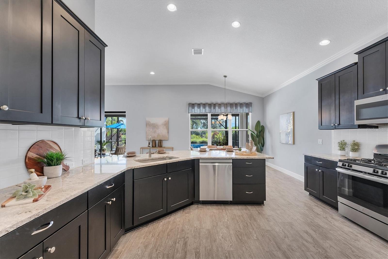 13046 Sorrento Way Property Photo 19