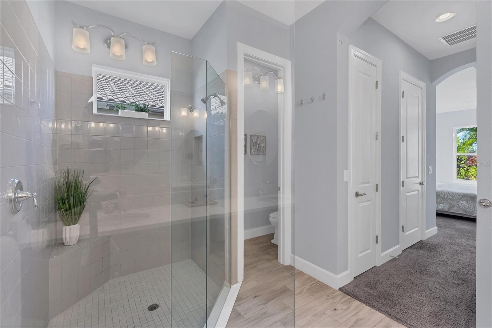 13046 Sorrento Way Property Photo 29