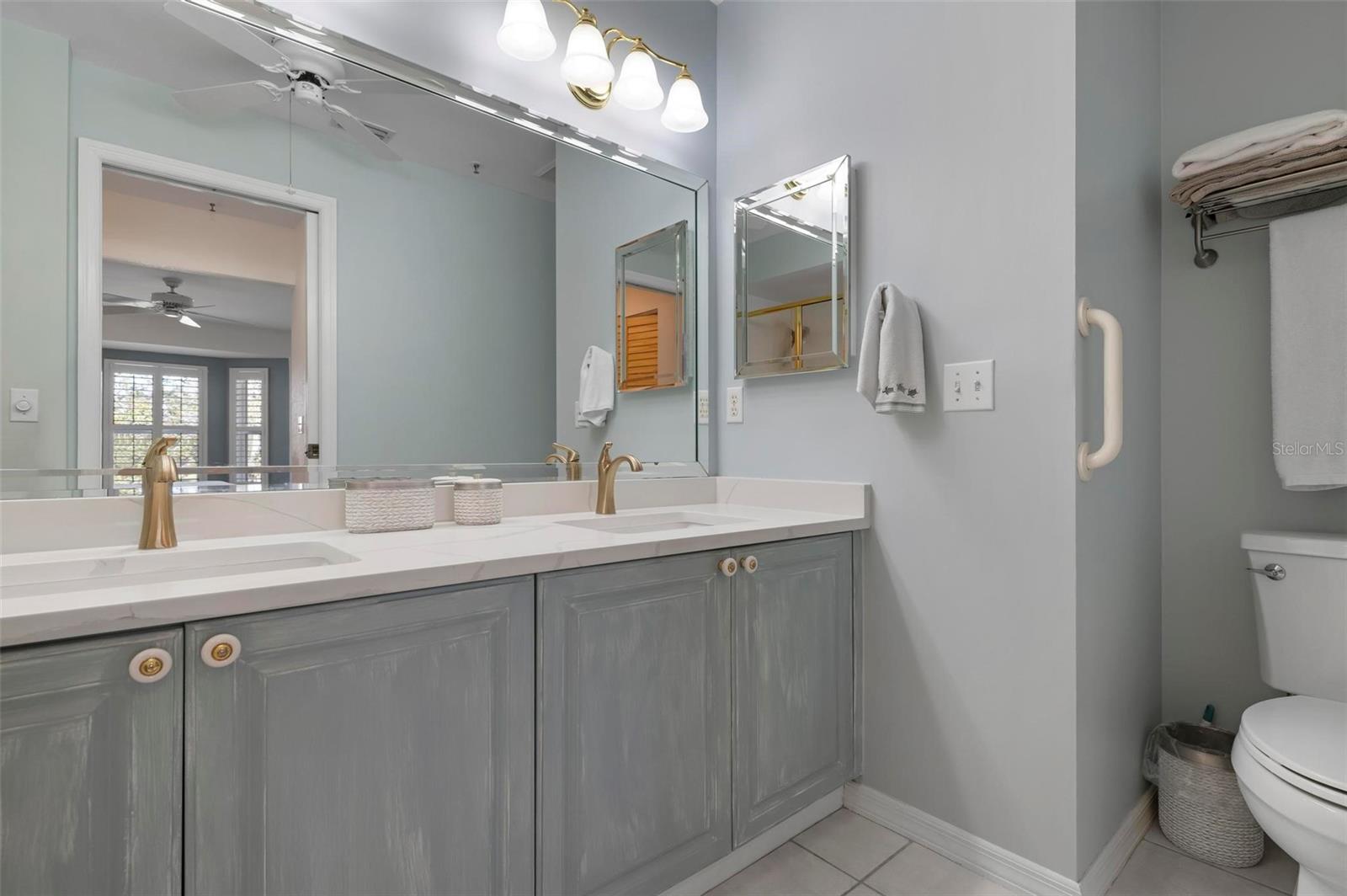 6609 Stone River Rd #206 Property Photo 25
