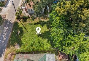 2304 N Grove Ave Property Photo 3