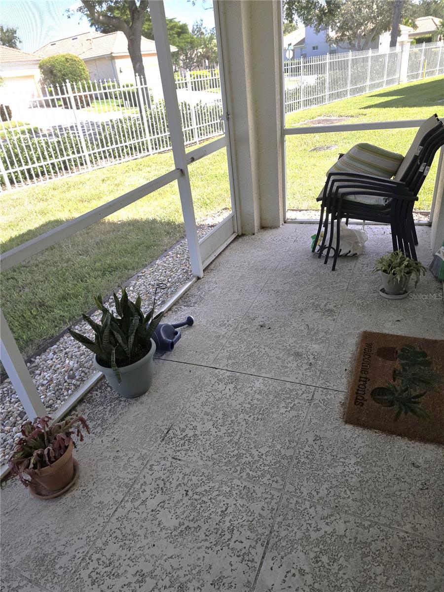 7343 Fountain Palm Cir #7343 Property Photo 9