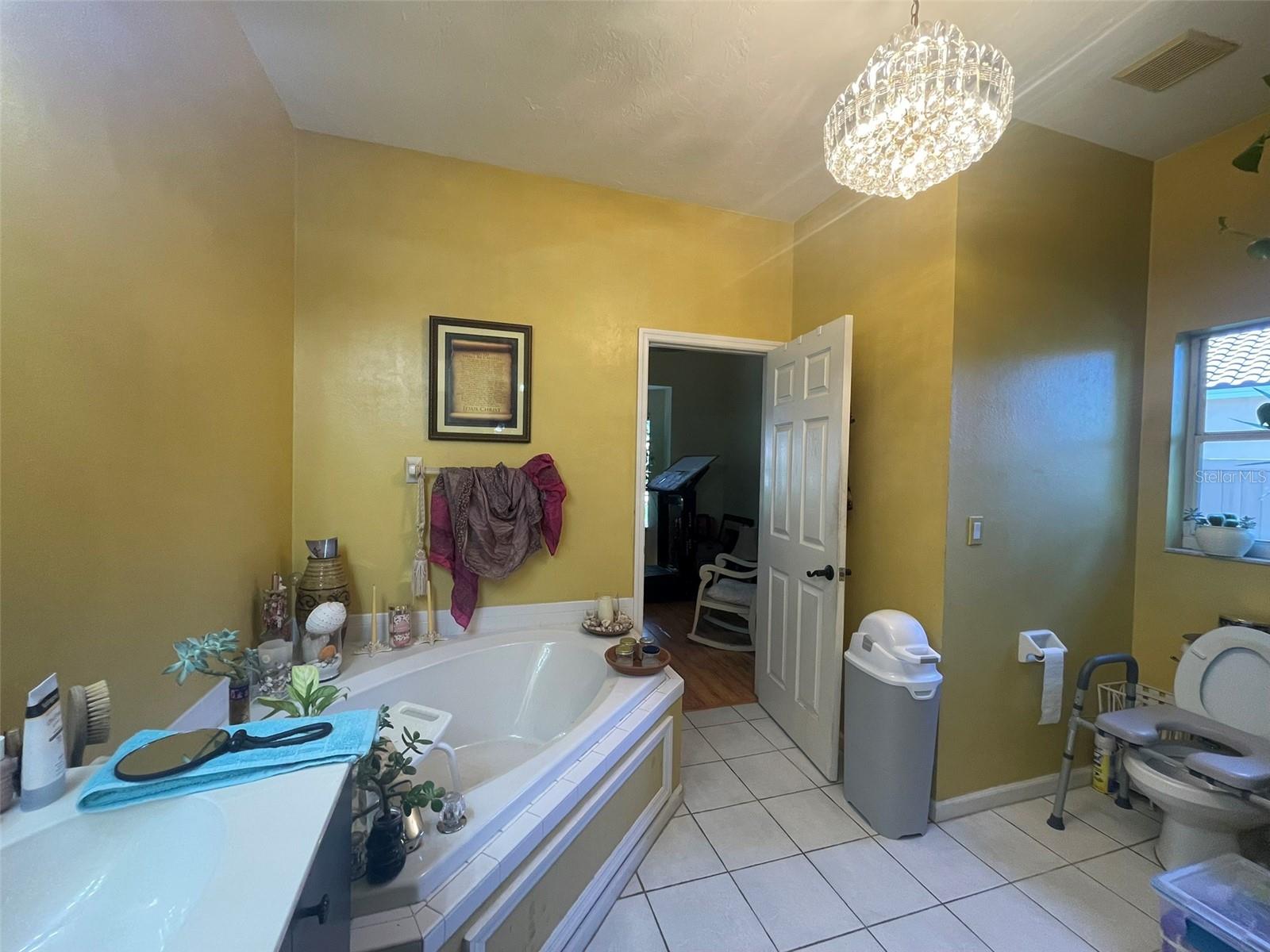 A4668891 Property Photo 8