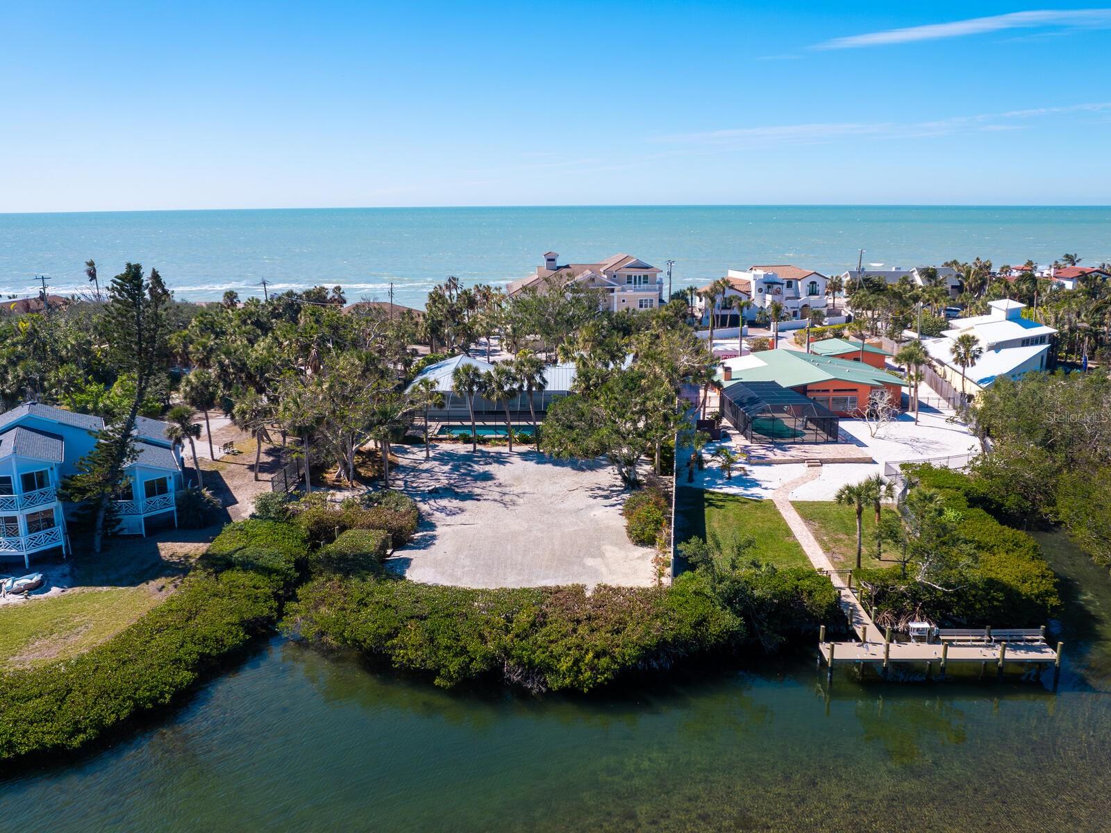 18 N Casey Key Rd Property Photo 1