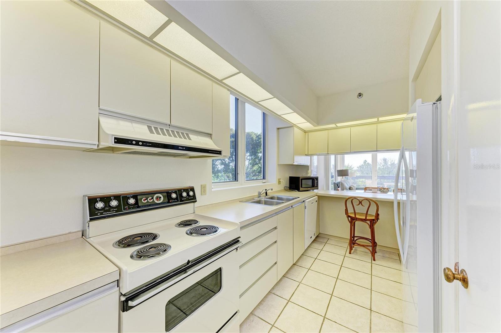1065 Gulf Of Mexico Dr #201 Property Photo 9