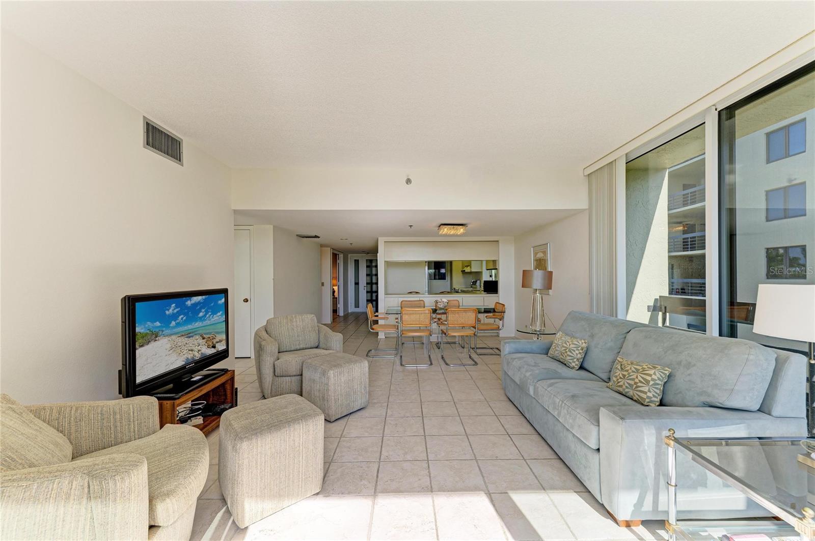 1065 Gulf Of Mexico Dr #201 Property Photo 17