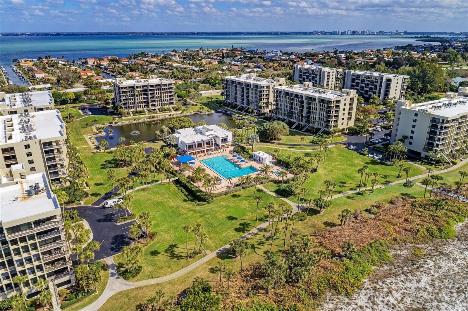 1065 Gulf Of Mexico Dr #201 Property Photo 44