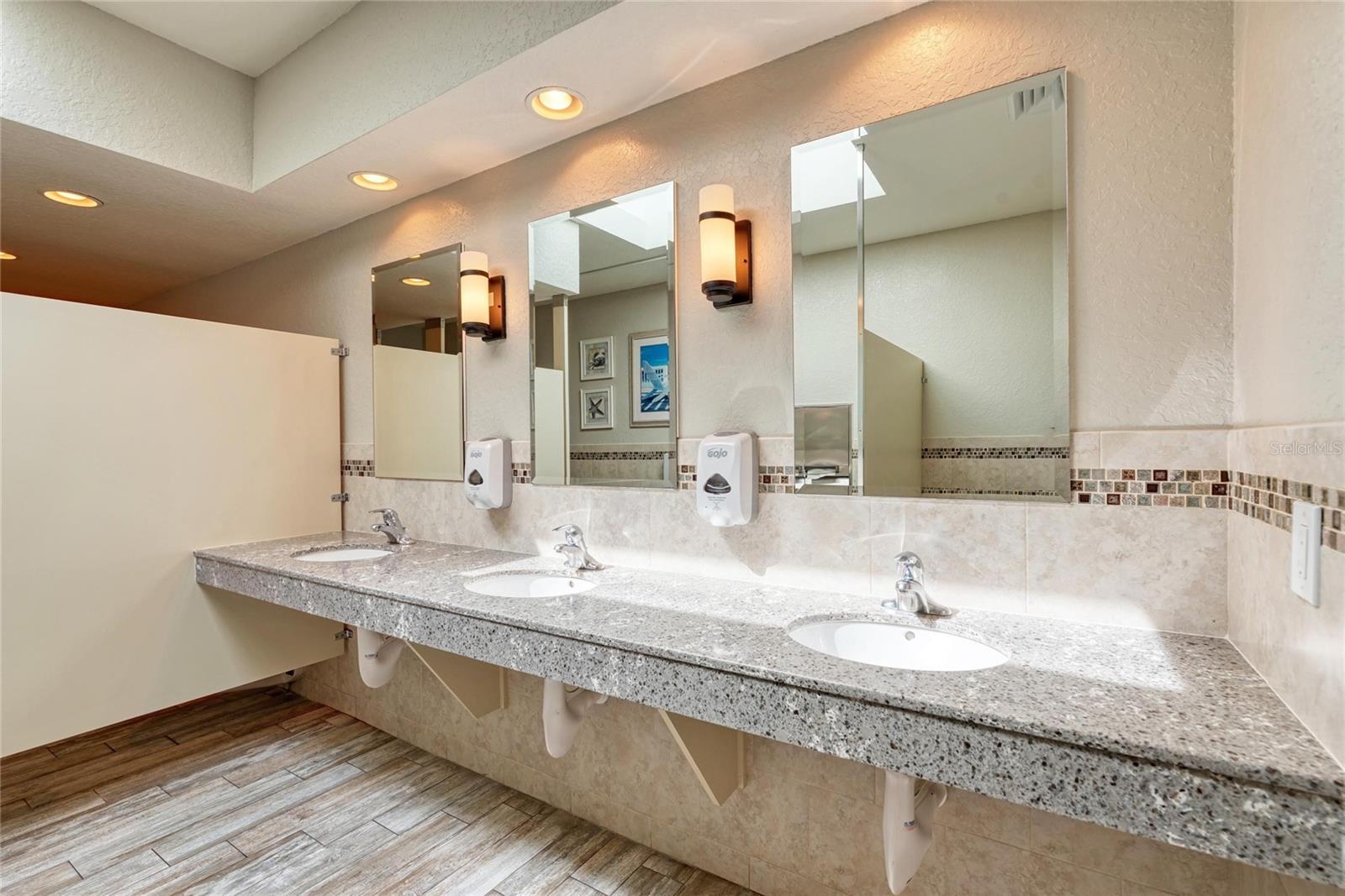 1065 Gulf Of Mexico Dr #201 Property Photo 60