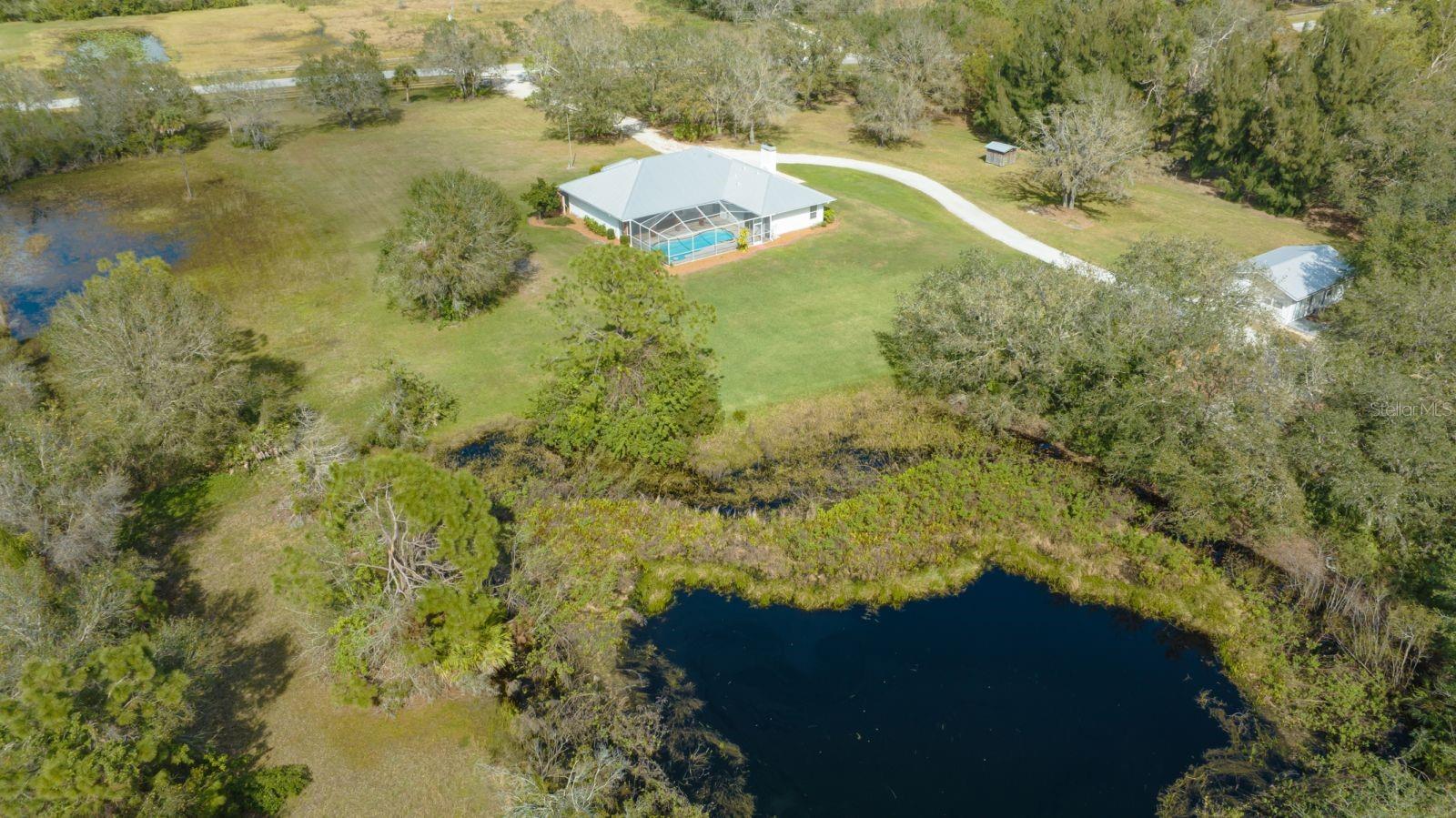 1950 Bern Creek Loop Property Photo 11