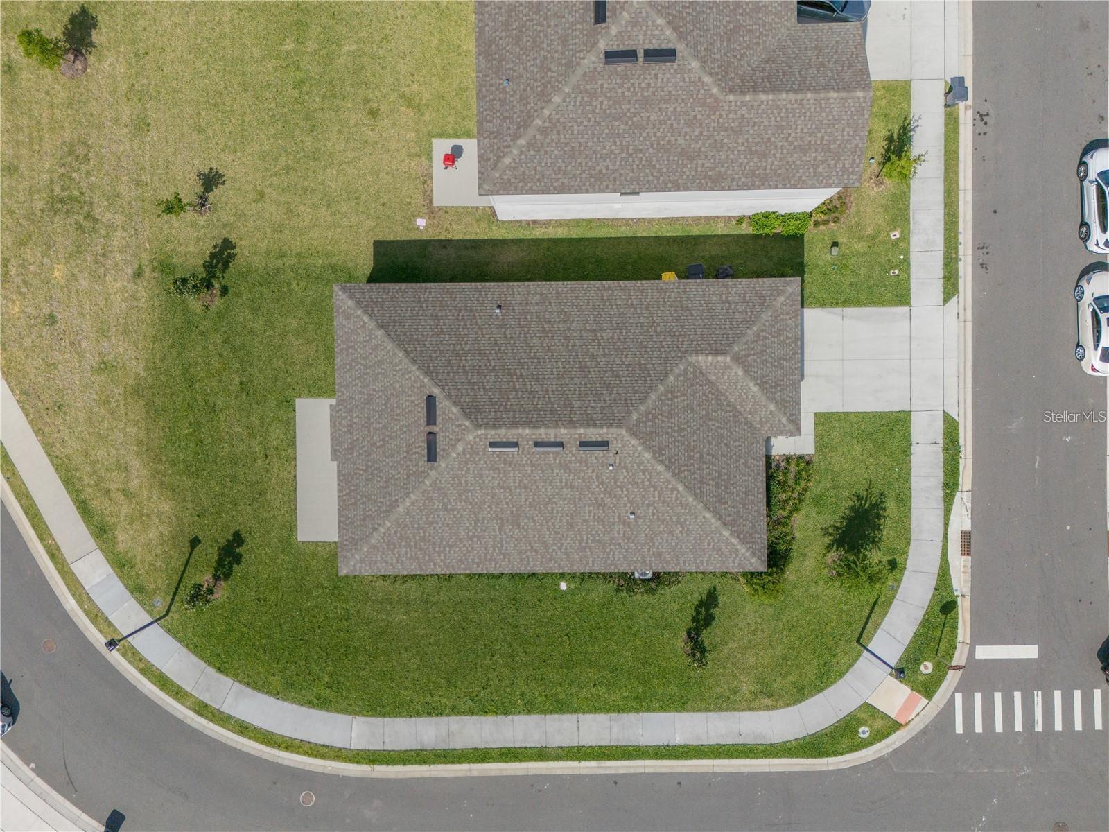 2375 Lancashire St Property Photo 4